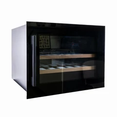 Kluge Borhűtő KCW2801B beépíthető,  28 palack